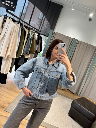 Immagine di GIACCA IN JEANS SILKA