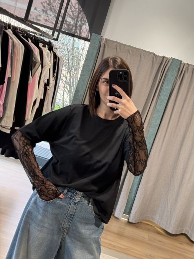 Immagine di T-SHIRT MANICA PIZZO