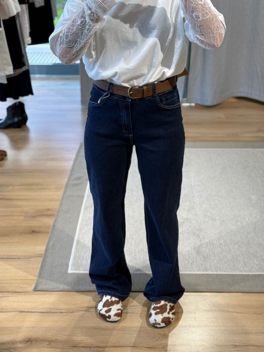 Immagine di JEANS BLUE DRITTO