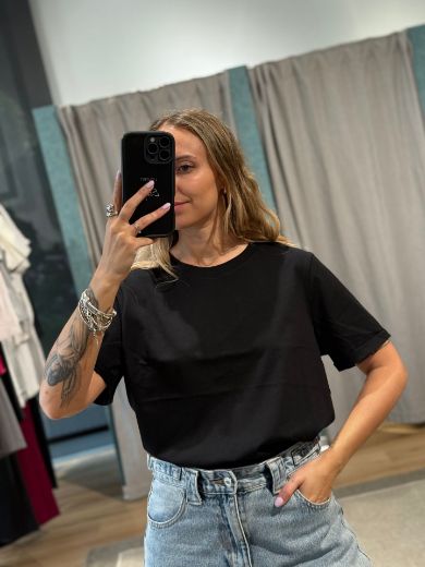 Immagine di T-SHIRT RIA COTONE ORGANICO - Disponibile in BEIGE, BIANCO, ROSA, VERDE, AZZURRO, MARRONE, FUCSIA, NERO, BLU, VERDE BOSCO, VERDE MILITARE, BORDEAUX