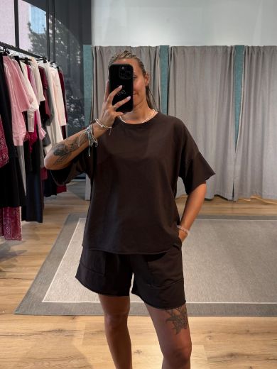 Immagine di COMPLETINO TUTA CORTO - Disponibile in SABBIA, ROSA, MARRONE, PESCA, NERO, FUCSIA, BLU, TAUPE, AZZURRO, ARANCIONE