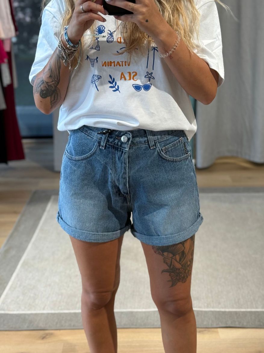Immagine di BERMUDA RISVOLTO DENIM