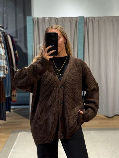 Immagine di CARDIGAN OVER IN MAGLIA - Disponibile in MARRONE, BORDEAUX