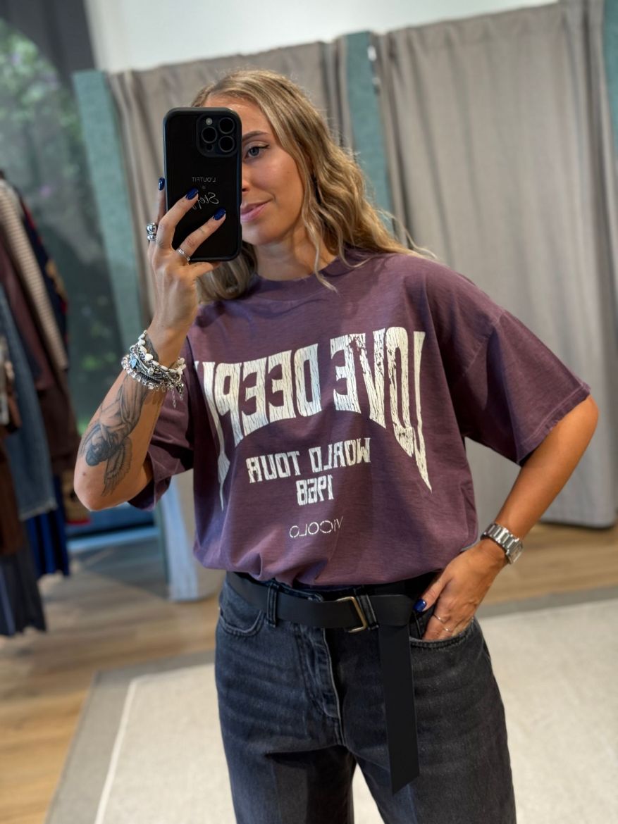 Immagine di T-SHIRT STAMPA LOVE DEEPLY