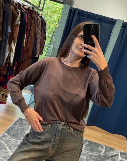 Immagine di MAGLIONCINO BASIC MISTO CASHMERE - Disponibile in NERO, MARRONE, GRIGIO, CREMA, BLU, VERDE, TAUPE, BORDEAUX