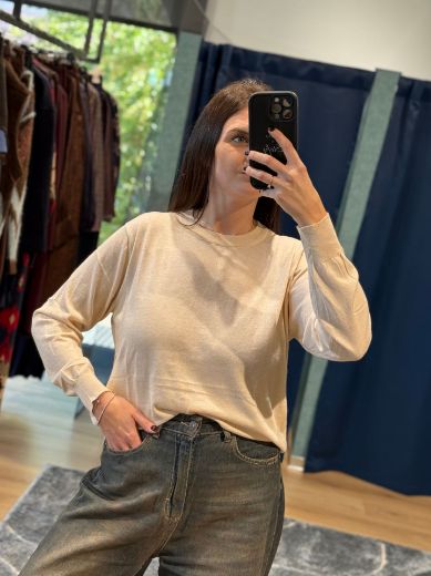 Immagine di MAGLIONCINO BASIC MISTO CASHMERE - Disponibile in NERO, MARRONE, GRIGIO, CREMA, BLU, VERDE, TAUPE, BORDEAUX