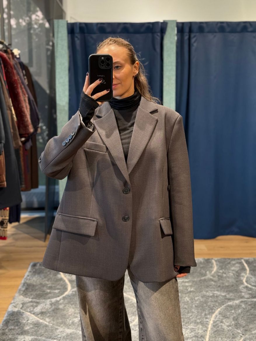 Immagine di BLAZER OVERSIZE DOPPIA CHIUSURA - Disponibile in MARRONE, GRIGIO, NERO