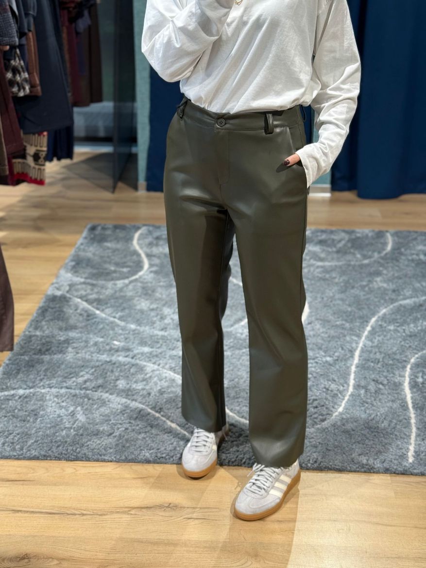 Immagine di PANTALONE TROMBETTA SIMILPELLE