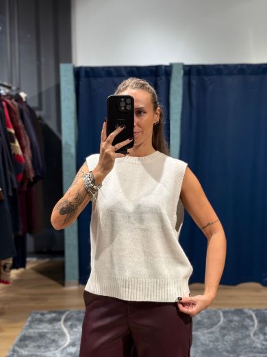 Immagine di GILET 100% LANA - Disponibile in PANNA, MARRONE, GRIGIO, BEIGE