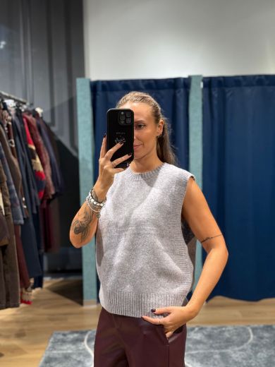 Immagine di GILET 100% LANA - Disponibile in PANNA, MARRONE, GRIGIO, BEIGE