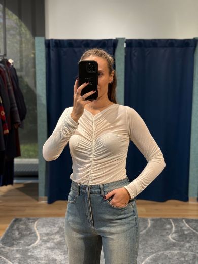 Immagine di MAGLIA MISTO CASHMERE ARRICCIATA - Disponibile in PANNA, NERO, MARRONE