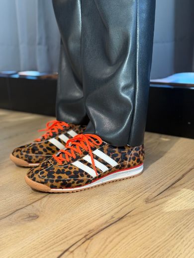 Immagine di ADIDAS SL72 OG MACU