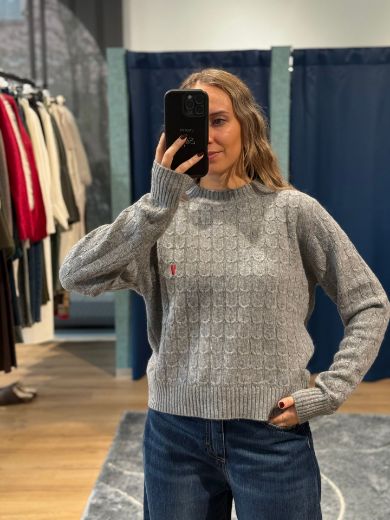 Immagine di MAGLIONE TRECCE V - Disponibile in ROSSO, GRIGIO
