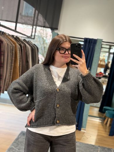 Immagine di CARDIGAN 3 BOTTONI - Disponibile in PANNA, MARRONE, BORDEAUX, NERO, GRIGIO, VERDE MILITARE, OLIO, FANGO, ANTRACITE