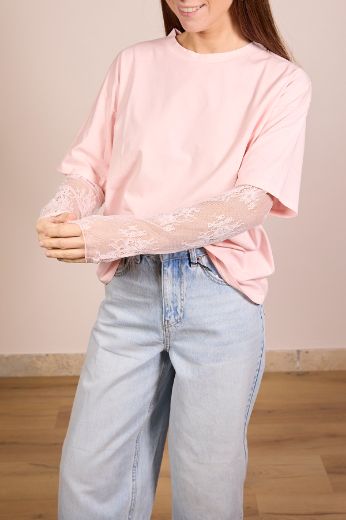 Immagine di T-SHIRT MANICA PIZZO - Disponibile in ROSA, NERO, GIALLO, BIANCO, VERDE SALVIA, MORO