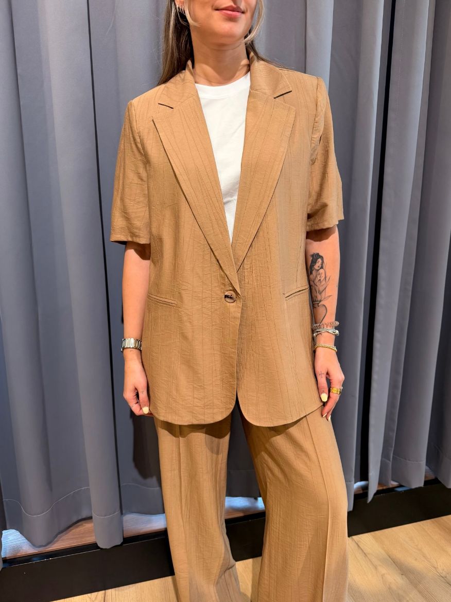 Immagine di GIACCA DESERTO