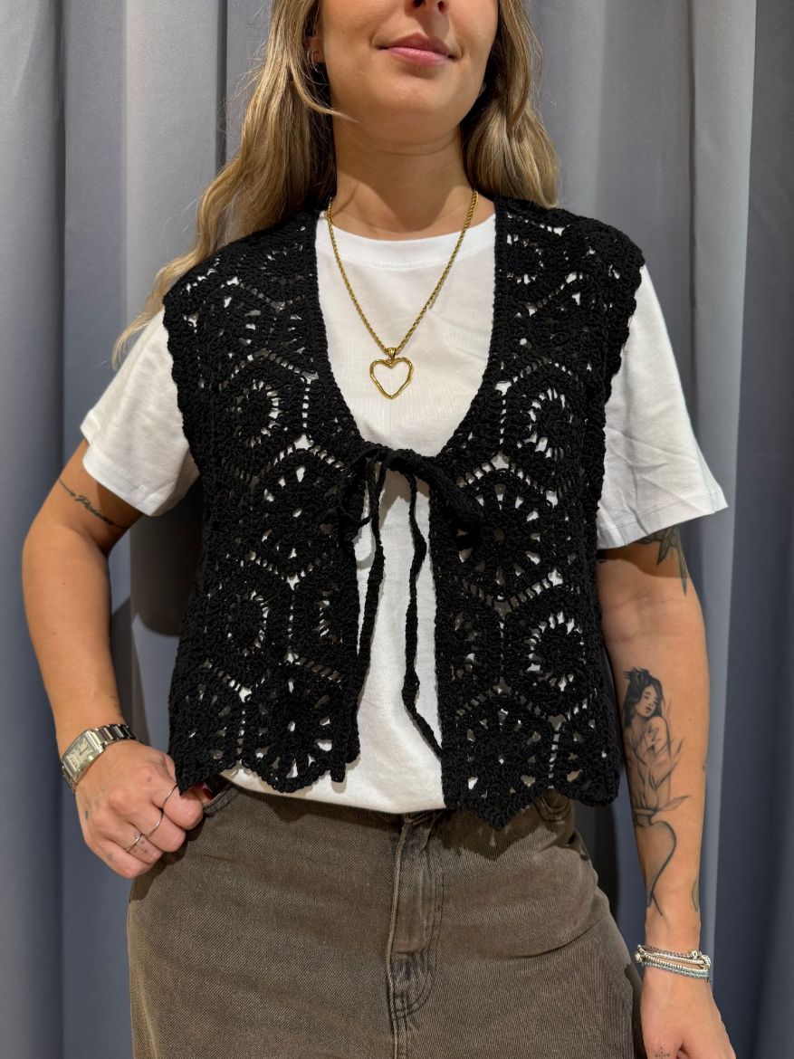 Immagine di GILET CROCHET - Disponibile in NERO, BURRO