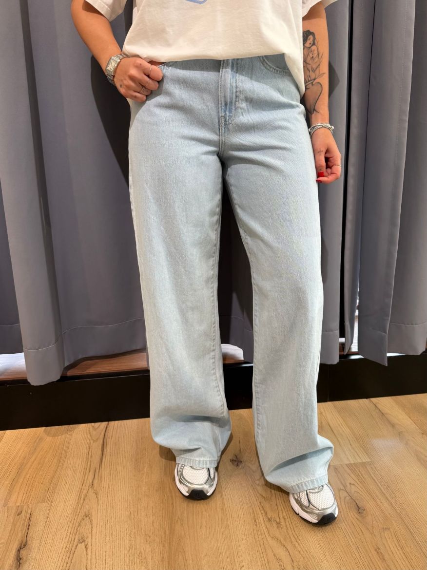 Immagine di JEANS KIRSA
